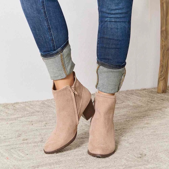 Almond Toe Block Heel Ankle Boots | Cupid - Picture 4 of 4